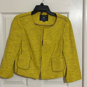 Rounded collared boxy jacket. Sz Small. Gryphon.